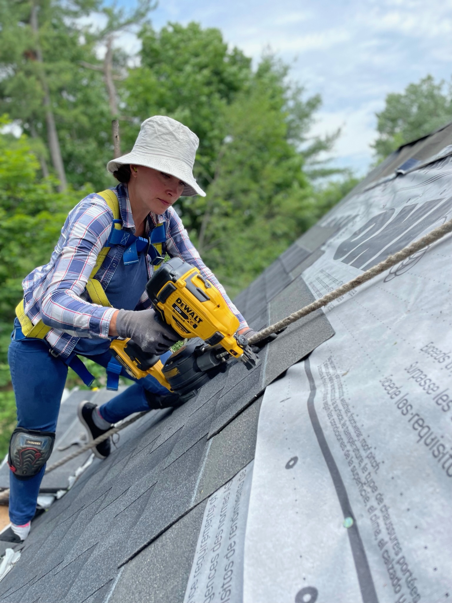 Nadia Dionne a woman working in construction skilled and trained renovation handywoman 